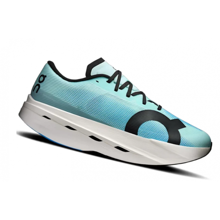 On Cloudboom Volt M